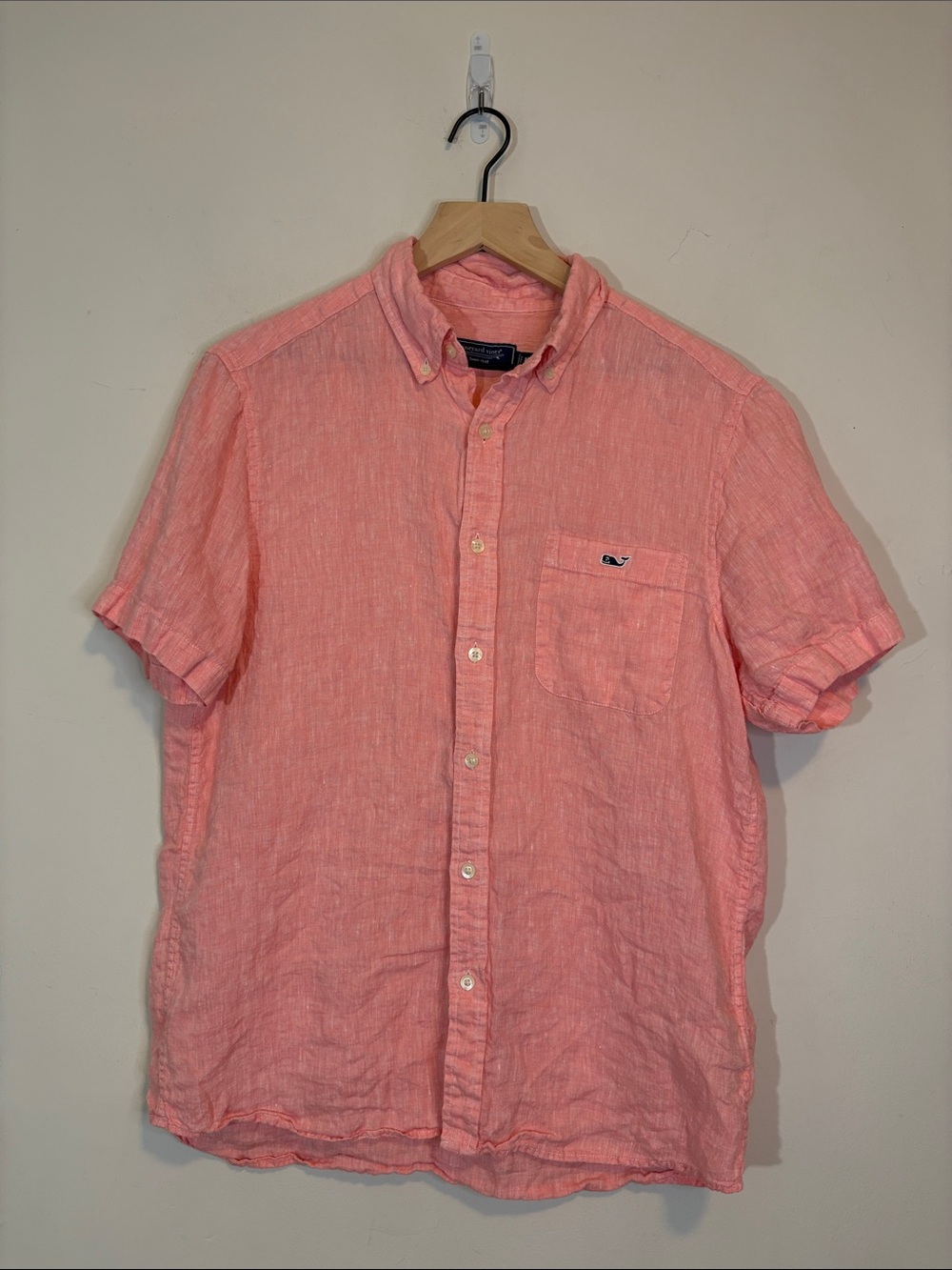 Salmon Pink Men’s Vineyard Vines Surfside Solid Linen Short Sleeve Button Down